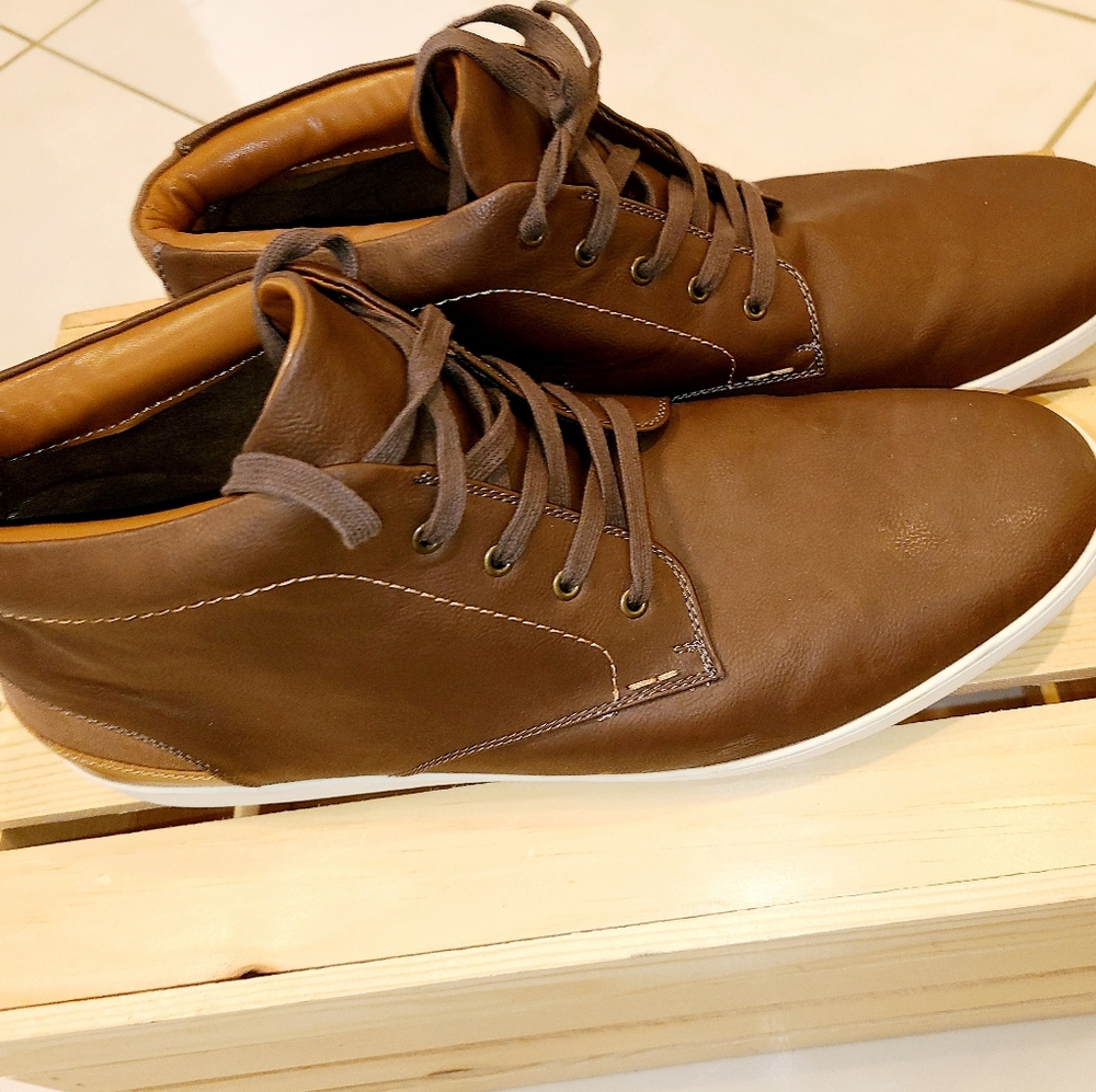 Men's shoes